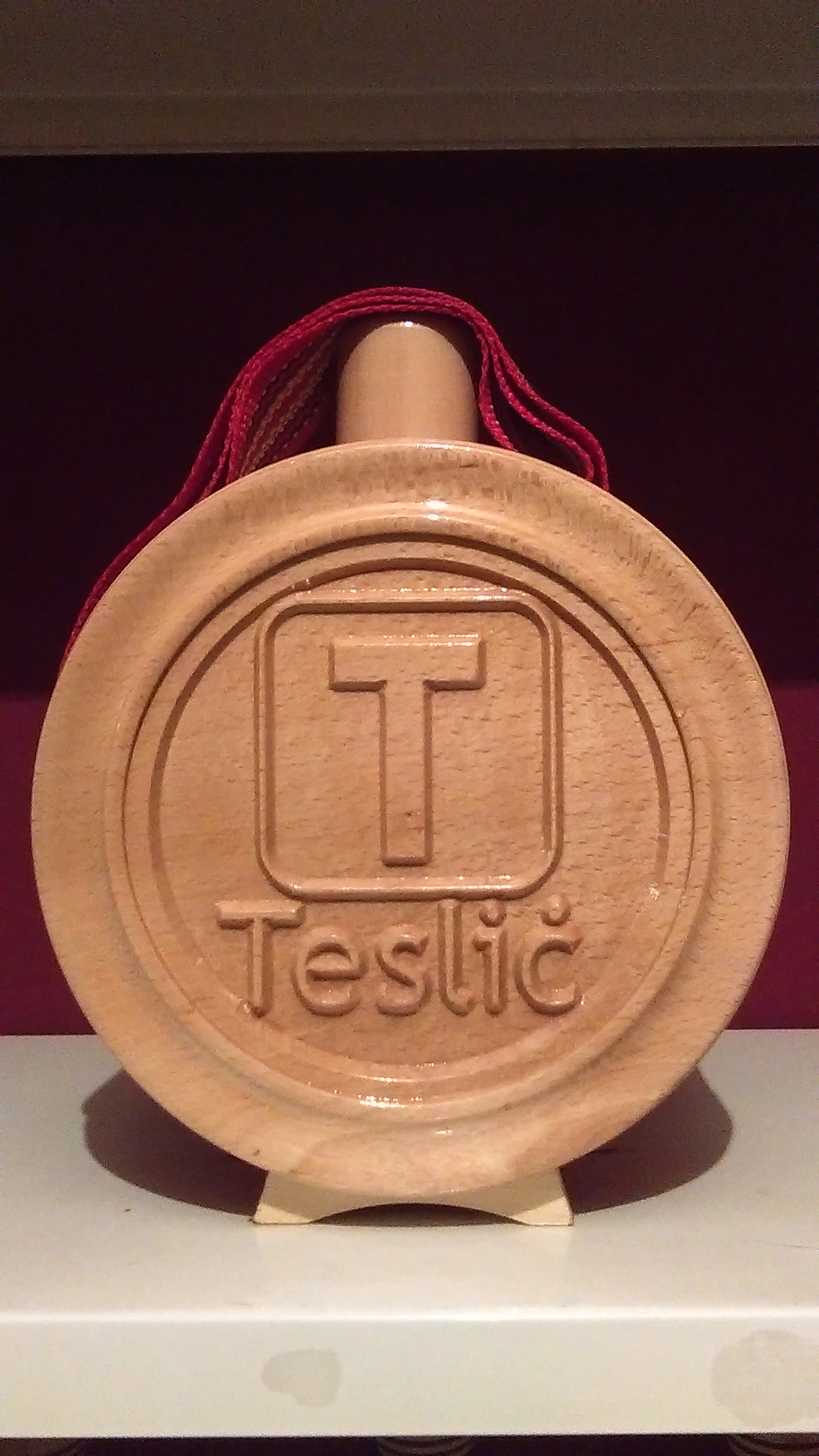 ČUTURICA BUKLIJA PLJOSKA duborez po želji