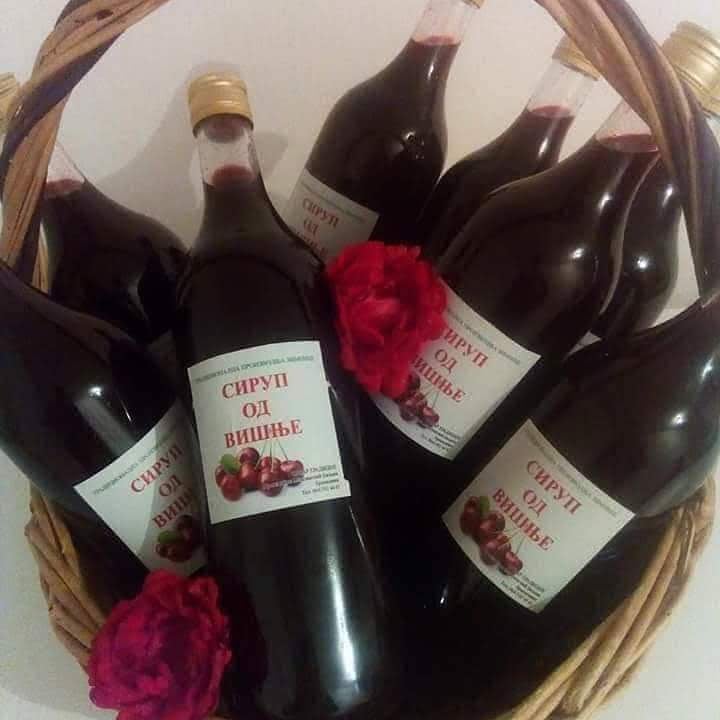 Domaci sirup od visnje 400 din/l